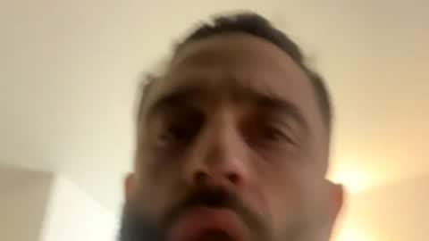 Snapshot of biggestdickyet chatting on December 17, 2025, 7:53 pm biggestdickyet online show from December 17, 2025, 7:53 pm