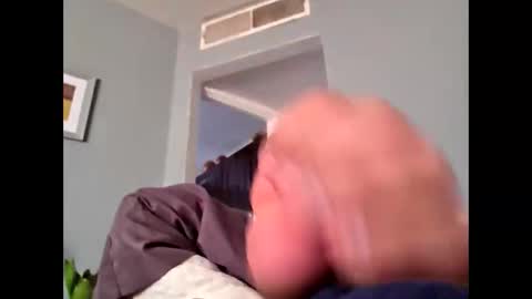 bigguunn online show from November 16, 2025, 2:22 pm