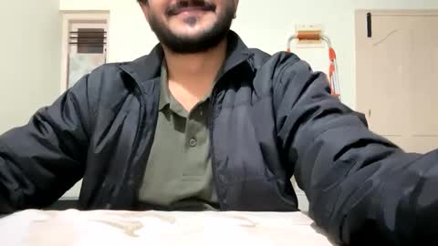 bighandsomesatisfy online show from January 6, 2025, 2:14 pm