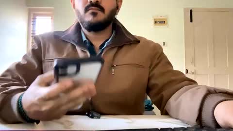 bighandsomesatisfy online show from February 11, 2025, 12:05 pm