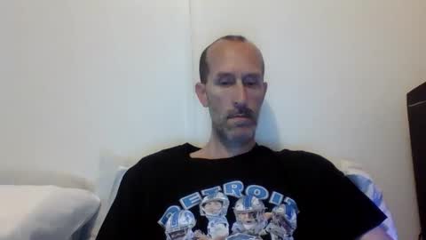 Snapshot of bighugemouthful chatting on September 20, 2025, 3:18 am Chaz online show from September 20, 2025, 3:18 am