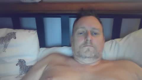 Snapshot of bigjimm71 chatting on December 15, 2025, 4:11 pm bigjimm71 online show from December 15, 2025, 4:11 pm