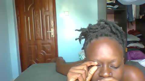 pretty online show from February 21, 2026, 11:33 am