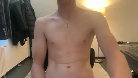 Snapshot of bigleor chatting on February 19, 2026, 12:01 pm bigleor online show from February 19, 2026, 12:01 pm