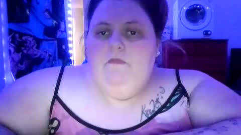 bigmama91 online show from December 18, 2025, 4:13 pm