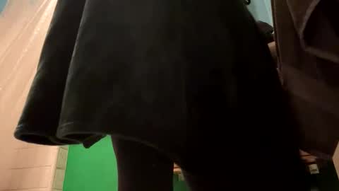 bigmanaround9 online show from March 27, 2026, 8:09 am