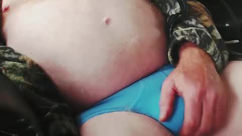 Red online show from September 15, 2025, 5:24 pm