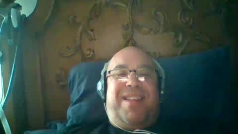 bigmike197167 online show from November 14, 2025, 5:39 am