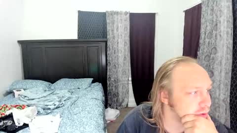 bigmike20129020 online show from September 9, 2025, 8:14 am