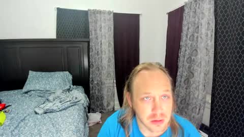 bigmike20129020 online show from October 8, 2025, 7:39 am