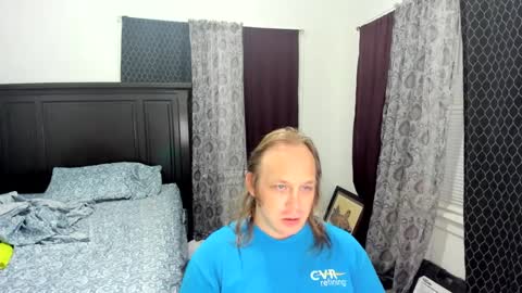 bigmike20129020 online show from October 9, 2025, 8:34 am