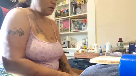 Snapshot of bigolemini chatting on February 15, 2025, 9:26 pm the Mini mami online show from February 15, 2025, 9:26 pm