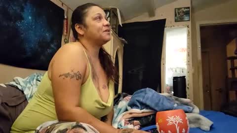 Snapshot of bigolemini chatting on February 28, 2025, 6:10 am the Mini mami online show from February 28, 2025, 6:10 am