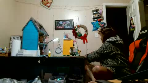 Snapshot of bigolemini chatting on September 28, 2025, 6:19 am the Mini mami online show from September 28, 2025, 6:19 am