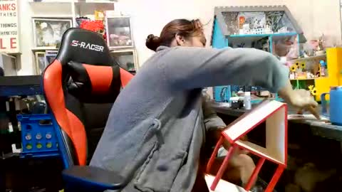 Snapshot of bigolemini chatting on November 17, 2025, 10:54 am the Mini mami online show from November 17, 2025, 10:54 am