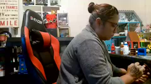 Snapshot of bigolemini chatting on November 22, 2025, 9:41 am the Mini mami online show from November 22, 2025, 9:41 am