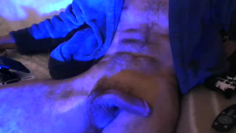 Snapshot of bigreallover chatting on January 2, 2025, 10:16 am ...... online show from January 2, 2025, 10:16 am