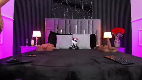 Zayra online show from July 24, 2026, 4:32 am