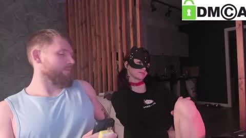 bigsmall_couple online show from January 28, 2025, 8:04 pm