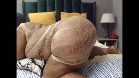 bigsuperbutt online show from January 15, 2026, 9:58 am