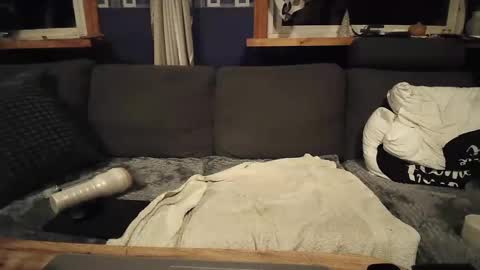 bigswe1 online show from January 31, 2025, 4:36 am