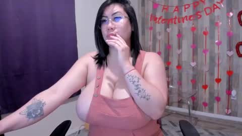 Snapshot of bigt3ti chatting on February 9, 2025, 2:17 am Nubia online show from February 9, 2025, 2:17 am