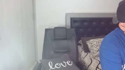MANUEL online show from April 21, 2026, 2:26 am