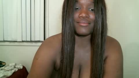 Snapshot of bigtitscassie chatting on January 2, 2025, 2:22 am Bigtitscassie online show from January 2, 2025, 2:22 am