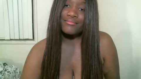 Snapshot of bigtitscassie chatting on January 20, 2025, 3:15 am Bigtitscassie online show from January 20, 2025, 3:15 am
