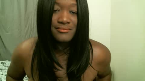 Snapshot of bigtitscassie chatting on May 11, 2026, 3:56 am Bigtitscassie online show from May 11, 2026, 3:56 am