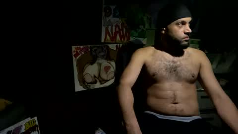 Snapshot of bigwalkdog12 chatting on December 17, 2024, 8:01 am Floppyphallus online show from December 17, 2024, 8:01 am