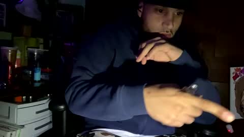 Snapshot of bigwalkdog12 chatting on December 27, 2024, 5:59 pm Floppyphallus online show from December 27, 2024, 5:59 pm