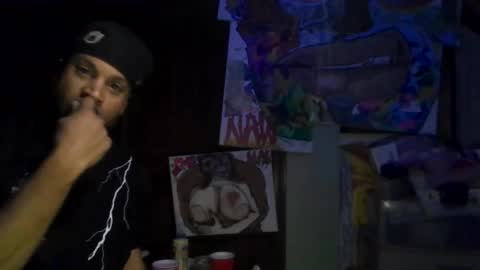 Snapshot of bigwalkdog12 chatting on November 21, 2025, 5:39 am Floppyphallus online show from November 21, 2025, 5:39 am