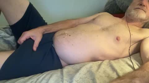 Bigwebone online show from November 3, 2025, 5:20 am