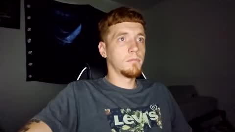 Snapshot of bigwhited2115 chatting on September 19, 2025, 6:08 pm Onlyfans redheadedwhitedick online show from September 19, 2025, 6:08 pm