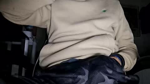 Snapshot of bigwhited2115 chatting on November 19, 2025, 8:42 pm Onlyfans redheadedwhitedick online show from November 19, 2025, 8:42 pm