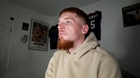 Snapshot of bigwhited2115 chatting on January 12, 2026, 1:00 am Onlyfans redheadedwhitedick online show from January 12, 2026, 1:00 am