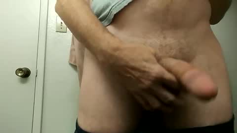 bigwillie112044 online show from March 17, 2026, 2:31 pm