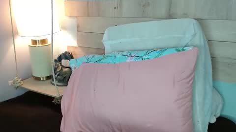 hi  soy   natural girl biki online show from February 28, 2026, 3:51 am