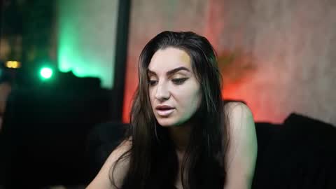 Snapshot of bikijo chatting on November 21, 2025, 8:29 pm Biki online show from November 21, 2025, 8:29 pm