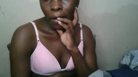 Snapshot of bilia_ebony chatting on June 5, 2026, 2:29 am Bilia online show from June 5, 2026, 2:29 am