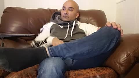 Bilie online show from October 18, 2025, 4:04 am