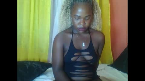 Snapshot of bilion_ass chatting on December 17, 2024, 12:00 pm TREZAH online show from December 17, 2024, 12:00 pm