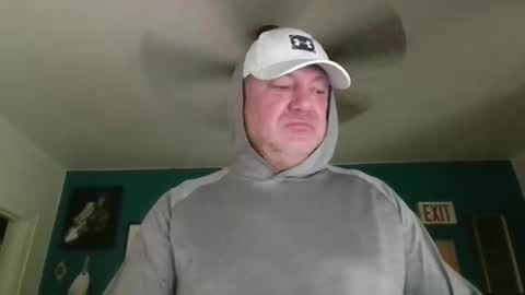 billjames55 online show from April 16, 2026, 9:39 pm