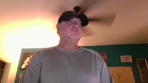 billjames55 online show from April 17, 2026, 10:24 pm