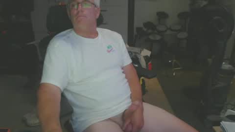 Snapshot of billp750876 chatting on July 5, 2026, 12:17 am billp750876 online show from July 5, 2026, 12:17 am