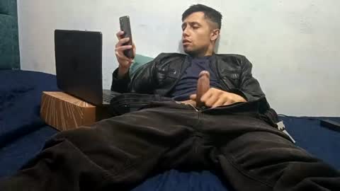 Snapshot of billy_magteo chatting on July 1, 2026, 12:01 am billy_magteo online show from July 1, 2026, 12:01 am