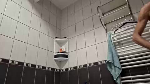 bisexdadd online show from December 18, 2024, 3:11 pm