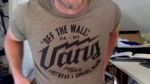 BisonBar online show from February 4, 2025, 4:08 pm