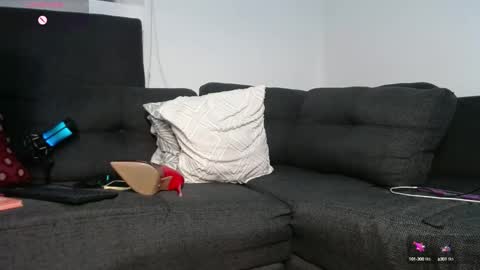 Jenn online show from February 13, 2025, 4:22 am